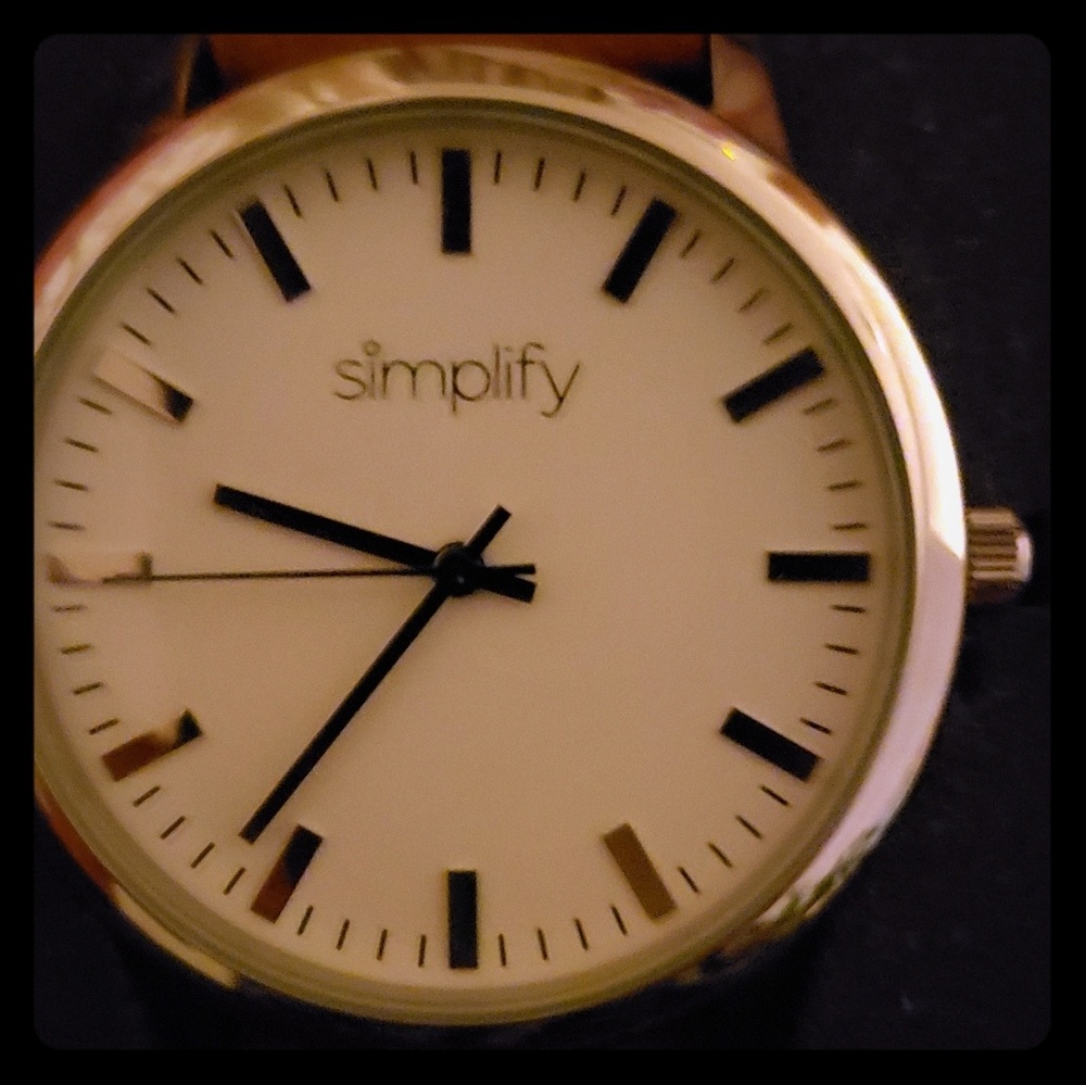 Men's wristwatch